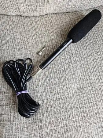 Uni-Directional Electret Condenser Microphone With Wind Screen, Cable