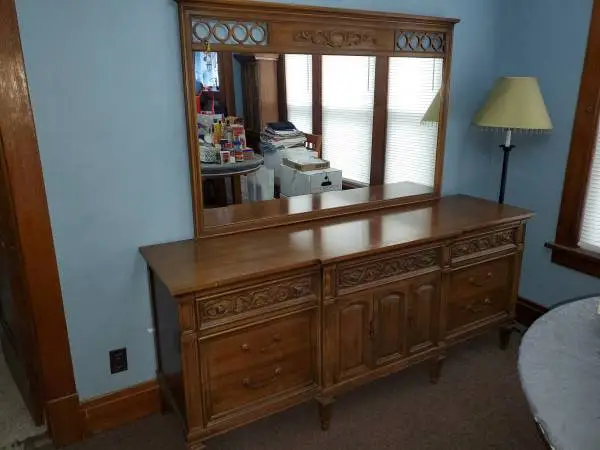 Quality Solid Wood Dresser with Mirror