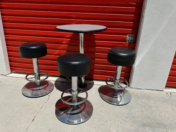 BAR TABLE CHROME ROUND BLACK STOOL STOOLS FREE DELIVERY