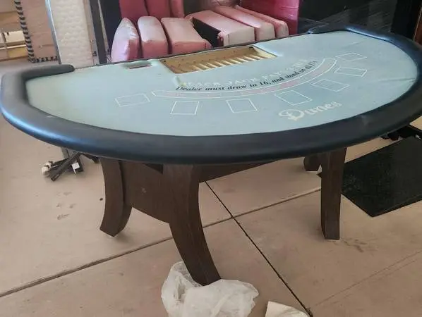 Las Vegas Dunes Black Jack table