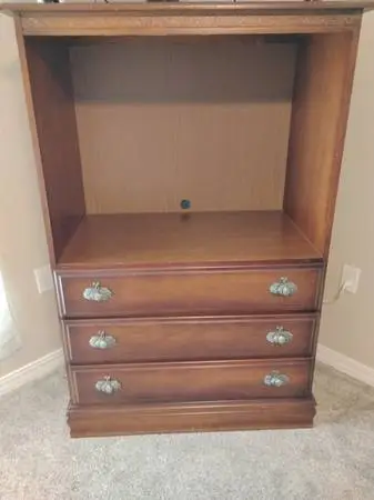 Television stand/Dresser
