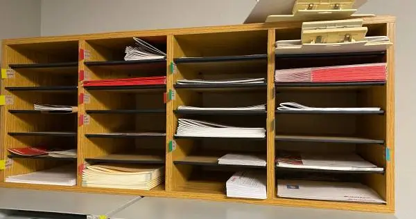 Paper/forms/brochure storage