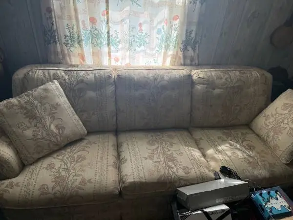 Couch/chair matching set