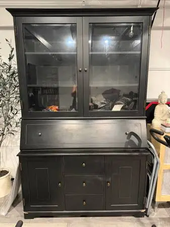 Armoire