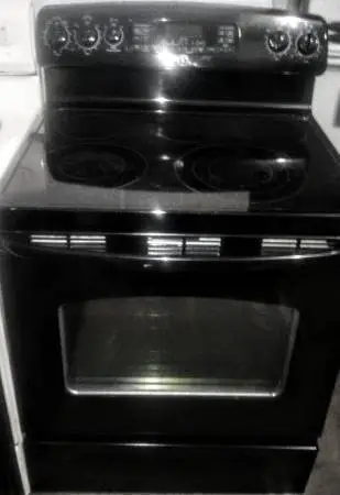 Black GE Convection Oven Glass Top Electric Stove