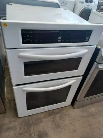 WHIRLPOOL microwave and oven combo