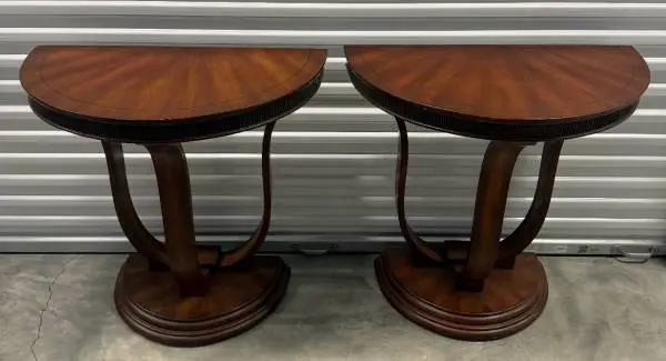 ⭐️Butler Astor - Demilune Table Exquisite⭐️ Only $300 ⭐️