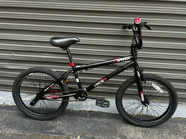 SPINNER TRICK BMX BIKE