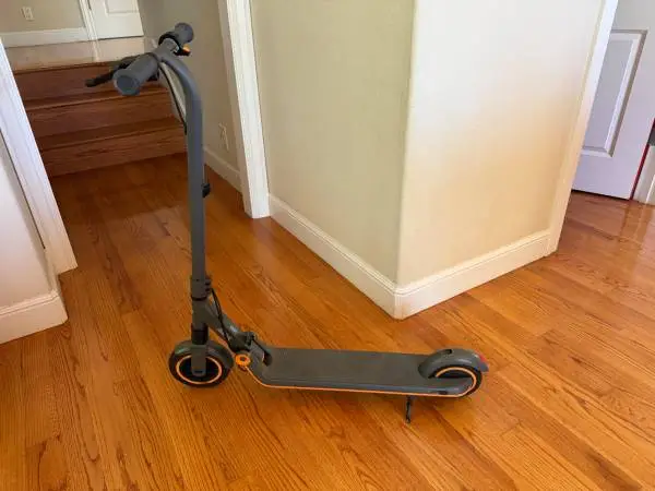 Segway Ninebot ZING E12 Kids Electric Scooter - Barely Used / Like New