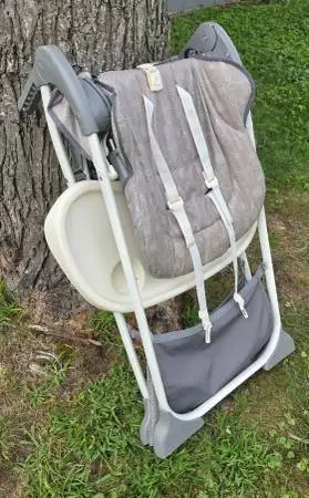 HIGHCHAIR