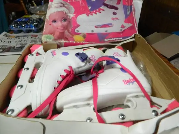 Barbie four girls in-line skates