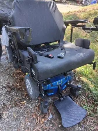 Quantum Edge HD Mobility Scooter Chair 26 Seat