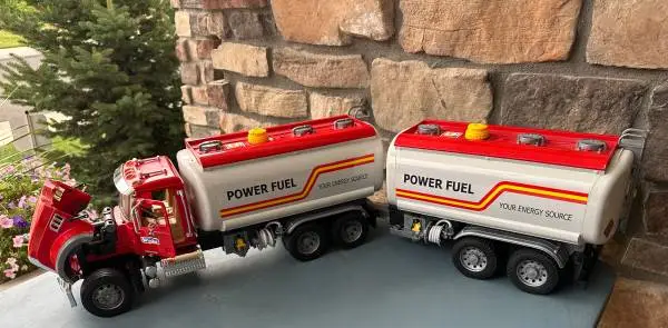 Bruder Toy Mack Granite Tandem Tanker Trailer No. 02827 - Germany🇩🇪