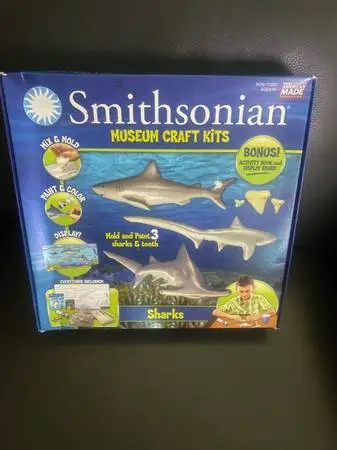 SMITHSONIAN MUSEUM CRAFT KITS SHARKS NEW