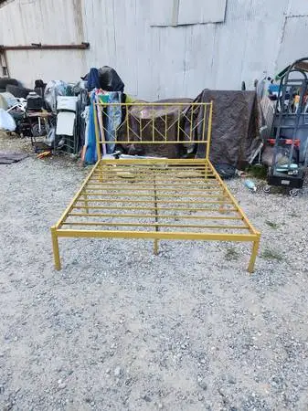 Gold/Brass Color Queen Platform Bed