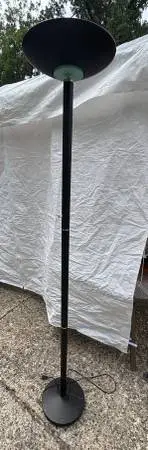 Floor lamp