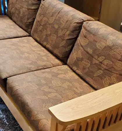 Amish marion sofa vintage