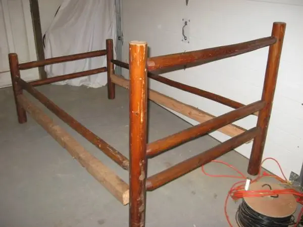 LOG BED  TWIN