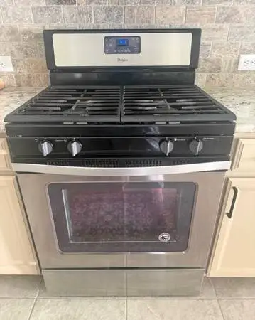 Whirlpool GAS Stove