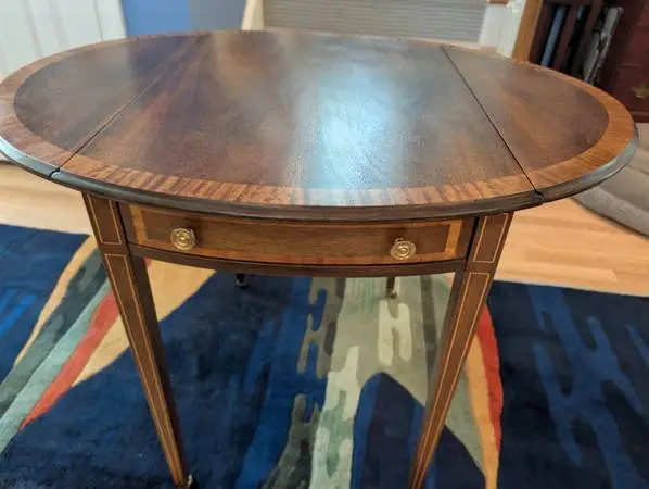 Hepplewhite Pembroke Mahogany Side Table with Satinwood Inlay & Brass