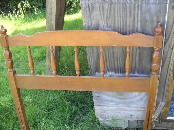 twin head board