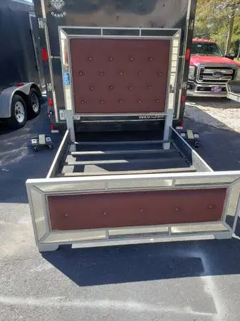 Bedroom set