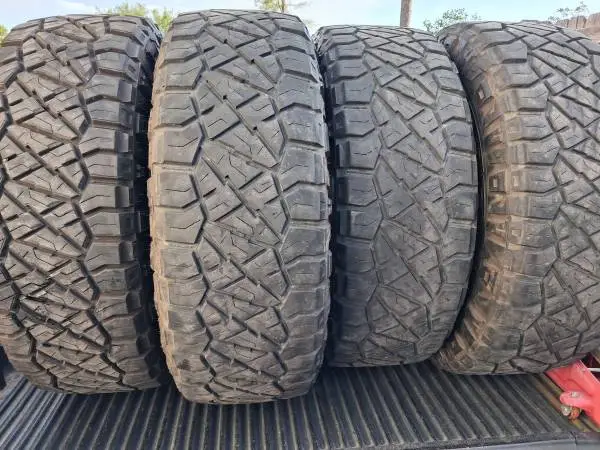 LT 295/65R20 NITTO Load E 10Ply