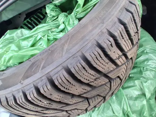 235/45R17 x 4 studless i*Pike RS² 17 winter tires