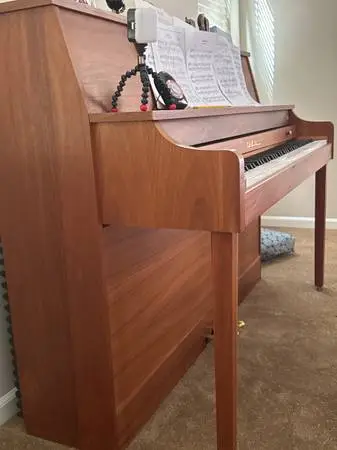 Piano Baldwin
