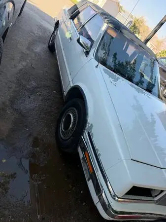Chrysler newyorker 1990