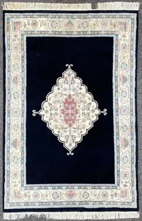 AUBUSSON HAND KNOTTED RUG, 5.11 x 9.4