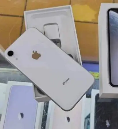 Apple IPhone Xr Unlocked