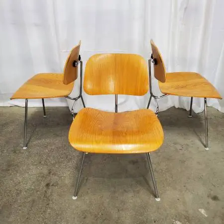 Vintage (2000) Herman Miller Eames DCM Molded Ply/Chrome Side Chair
