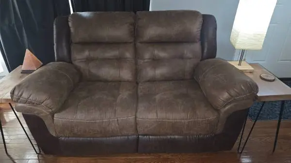 Sofa and couch set - Brown suade