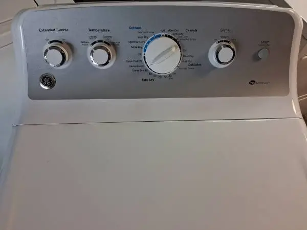 GE  ELECTRIC  dryer.  EXCELLENT CONDITION.