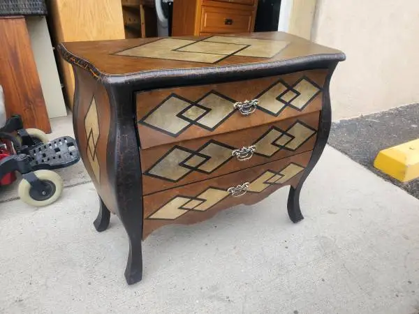 Vintage style Italian bombe dresser