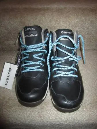 New w Tag Hi-Tec Womens Size 8 Black Leather Waterproof Hiking Boots