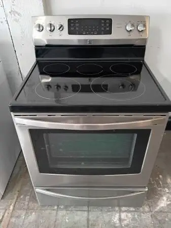 Kenmore Stove with 30 day Warranty