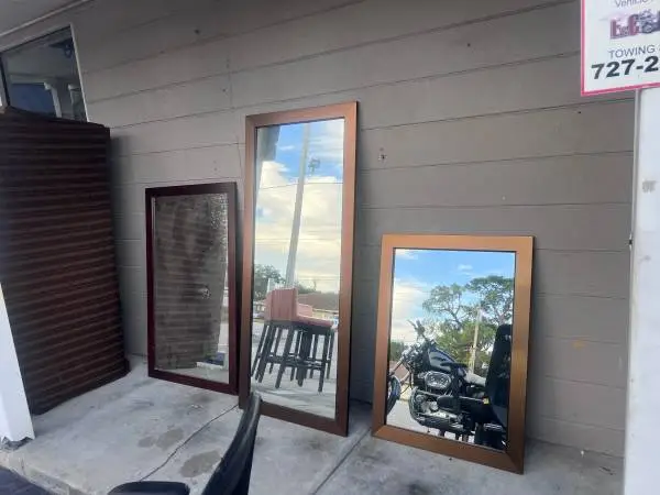 Mirrors Hundreds Of Mirrors Lots Of Sizes And Styles