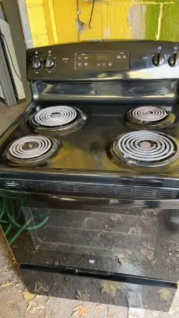 Black electric stove (delivery fee)
