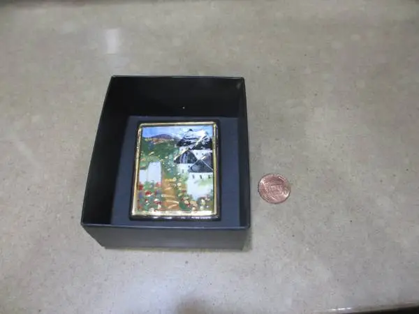 Hand Painted Artisan Holland Scene with Gold Accents Brooch Pin