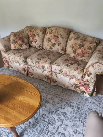 FLORAL SOFA