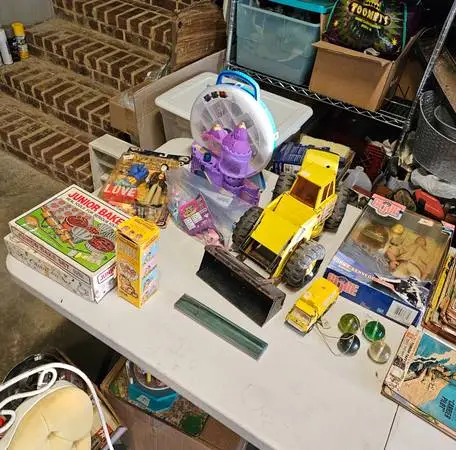 Huge Garage Yard Sale 3 Houses +