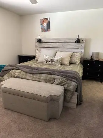 King Size Bed Frame w/Lights