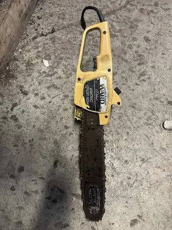 120 Volt Electric Chainsaw