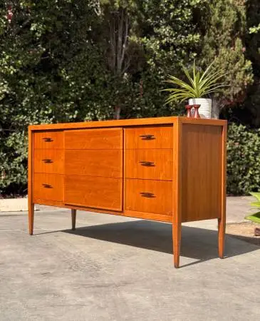 Mid Century Modern Vintage 1960s Century 9 Drawer Lowboy Dresser