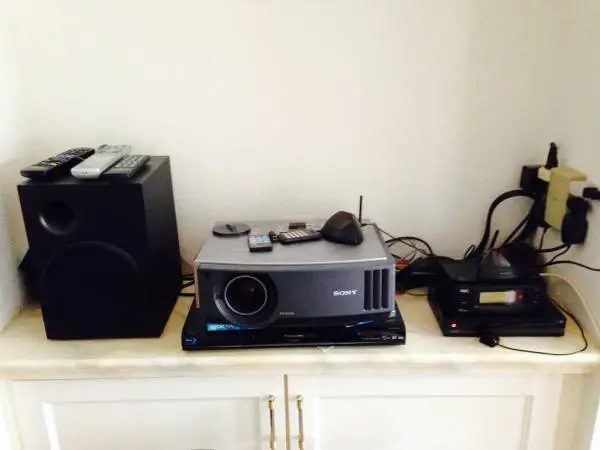 100 inch projection Sony 300 watt Surround Sound TV Entertainment Syst