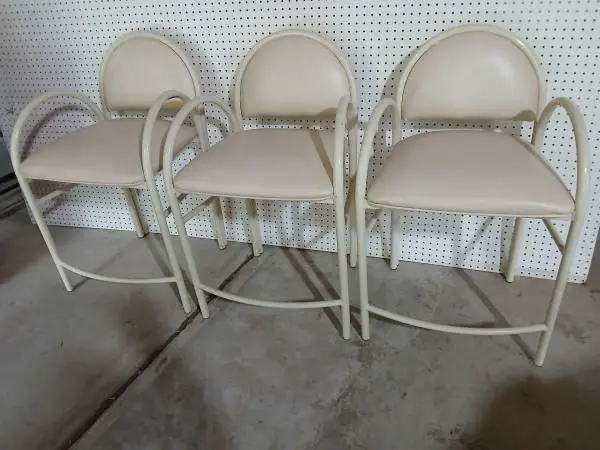 Tall bar stools