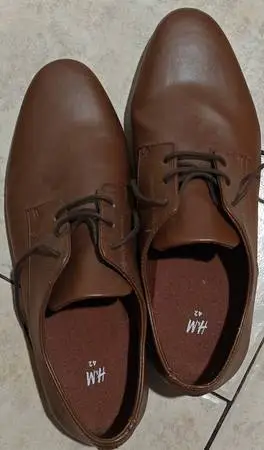 MENS BRAND NEW LOW TOP LEATHER DRESS SHOES