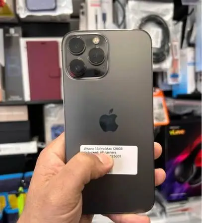 IPhone 13 Pro Max Unlocked 10/10